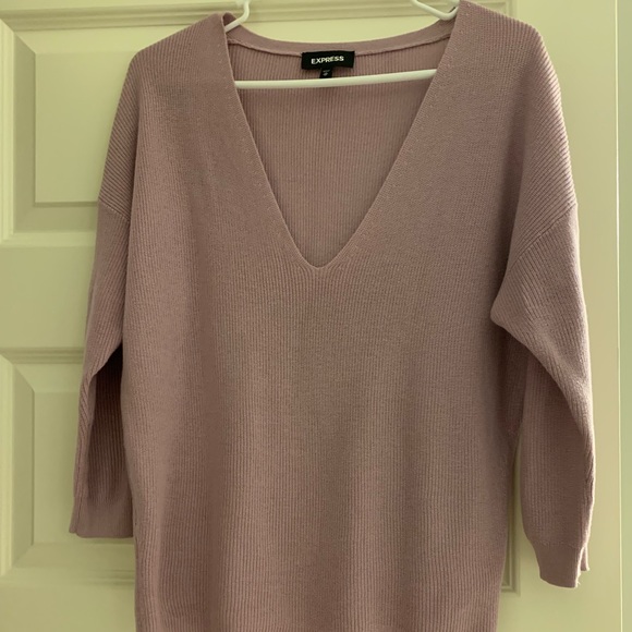 Express Sweater - Picture 7 of 7
